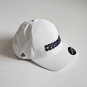 NWOT Crushers GC Team Golf Hat Flexfit Delta White Black Cap Size S/M